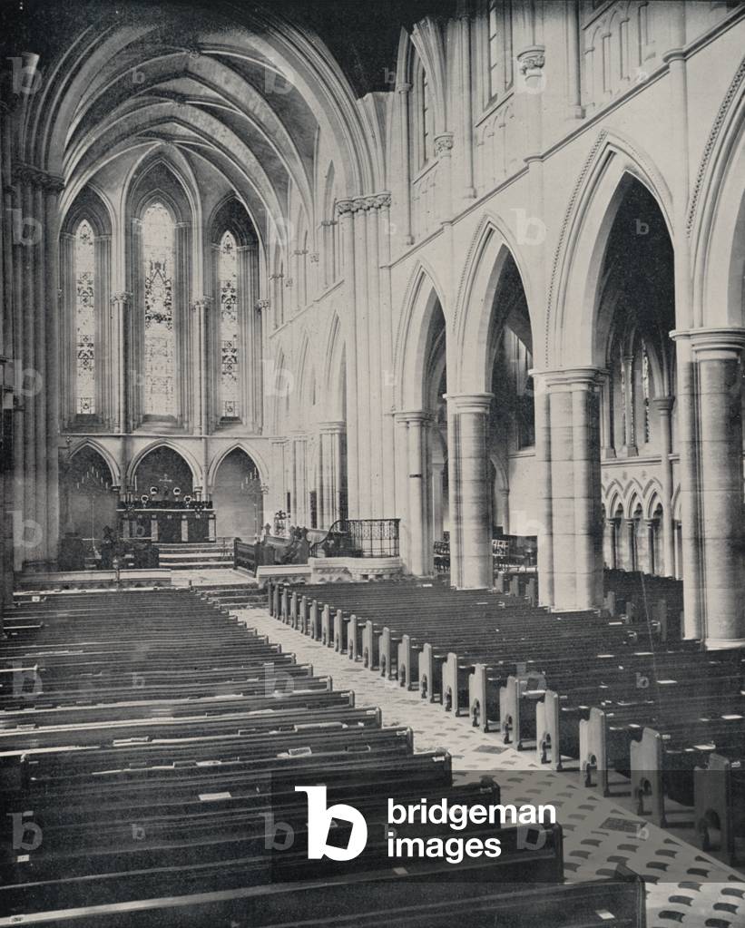 Paris: American Church of the Holy Trinity (b/w photo)