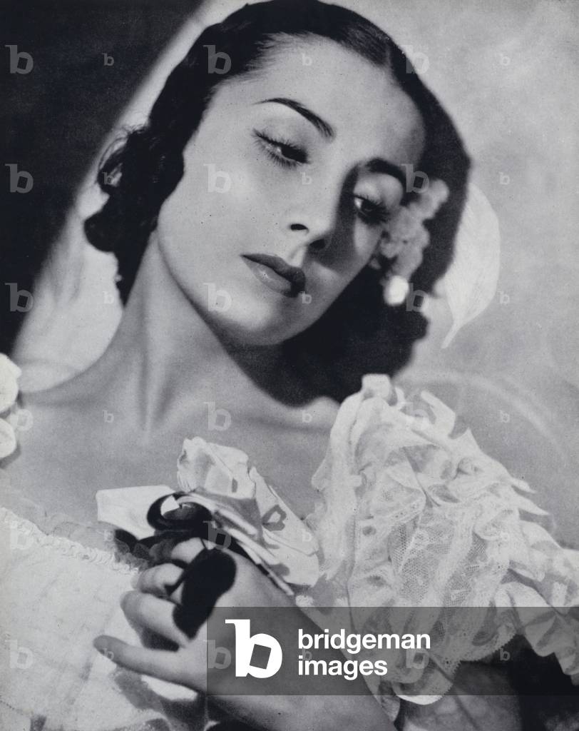 Russian Ballet: Tamara Toumanova in Le Spectre de la Rose (b/w photo)
