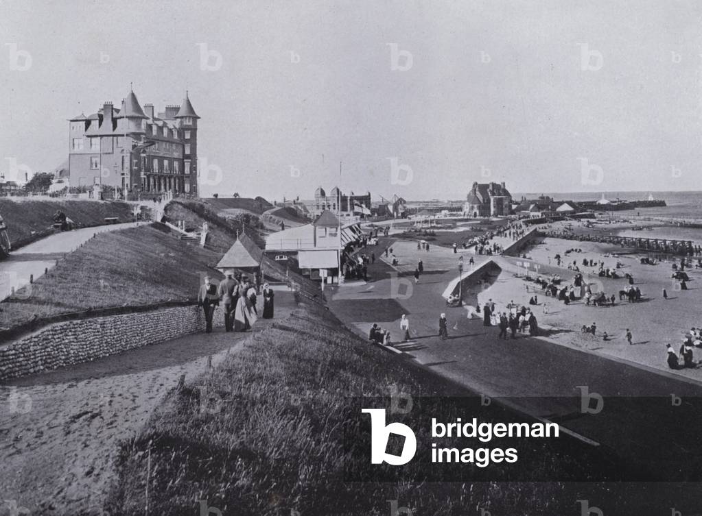 Gorleston (b/w photo)
