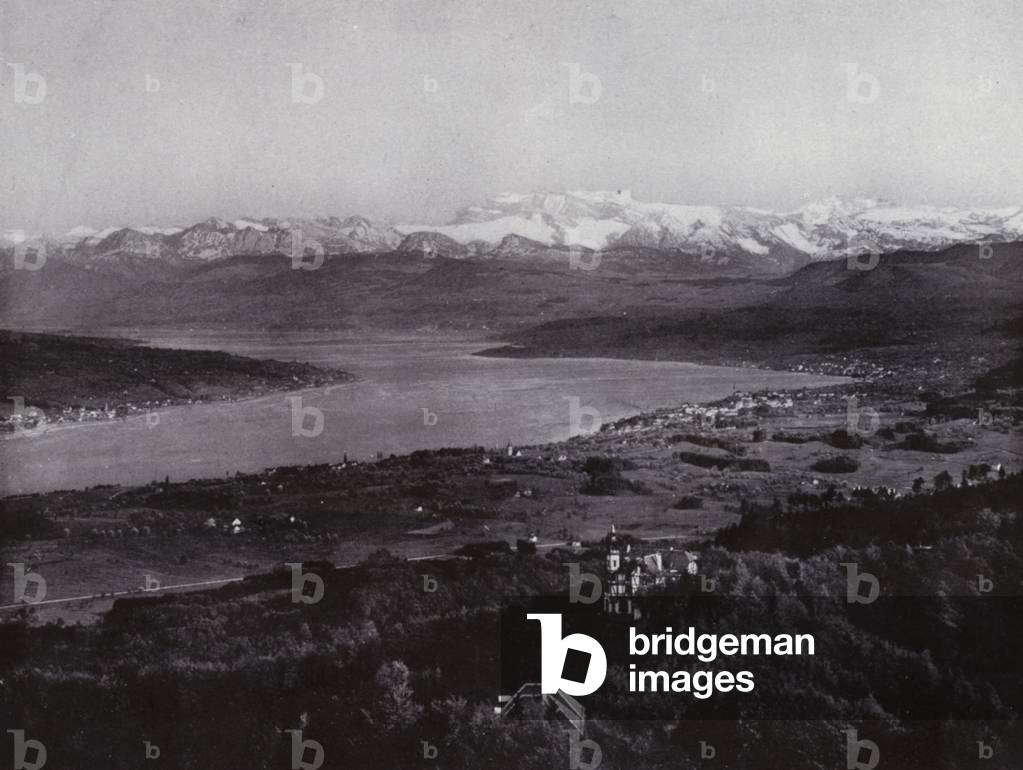 Uetliberg, Blick auf Zurichsee und Giarneralpen (b/w photo)