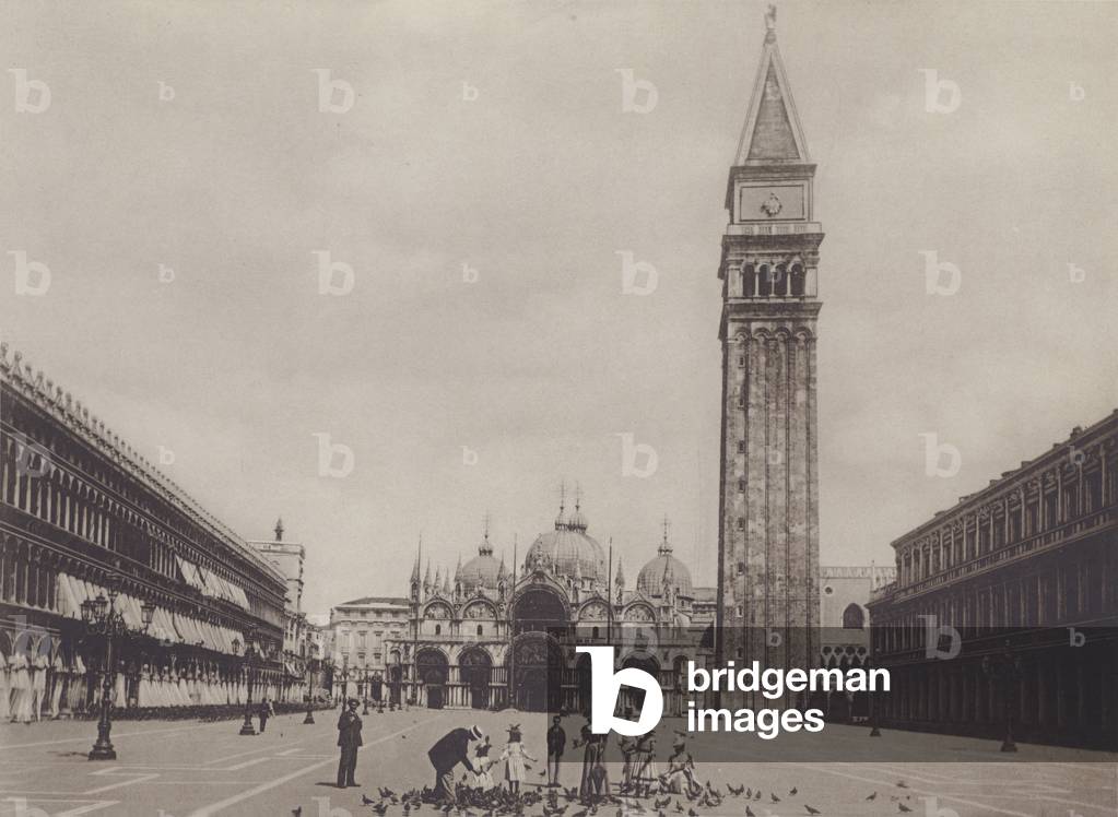 Piazza S Marco (b/w photo)