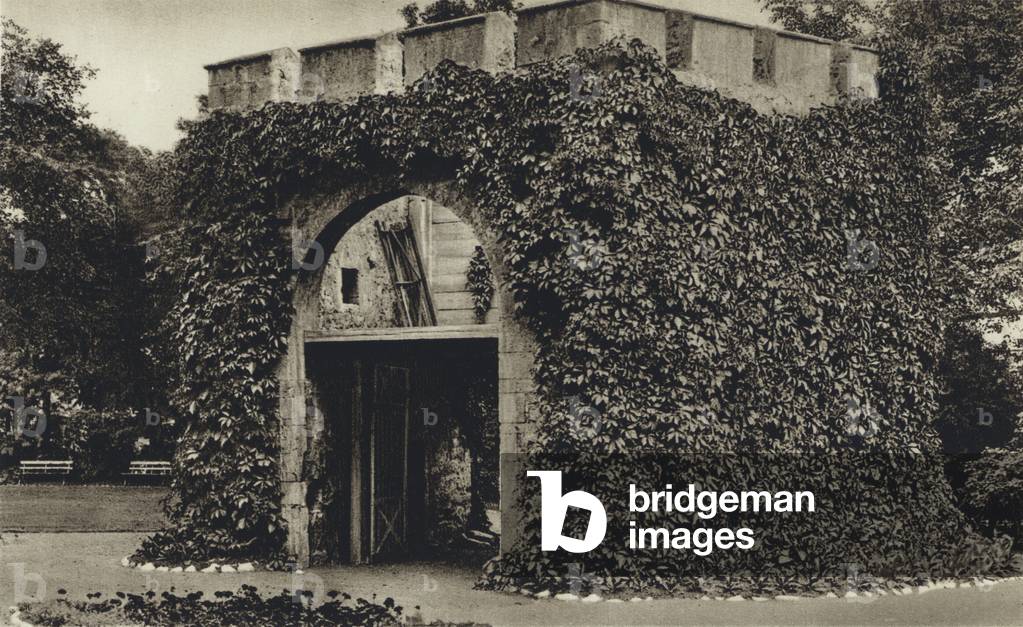 Canada, Old Fort Garry Gate, Winnipeg (b/w photo)