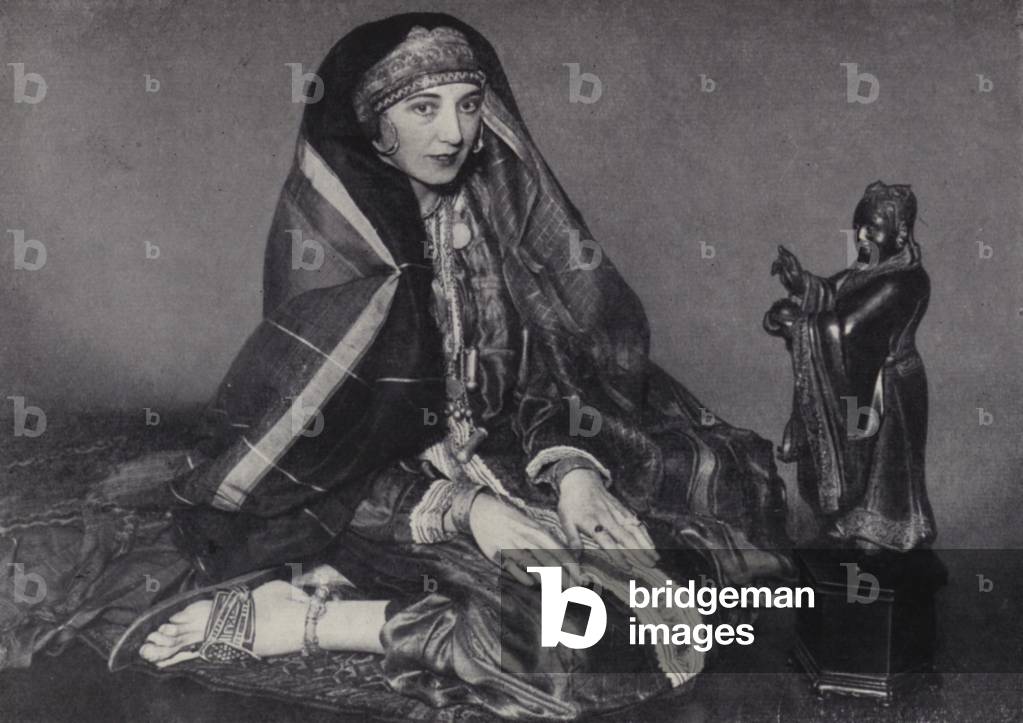 Rosita Forbes (b/w photo)