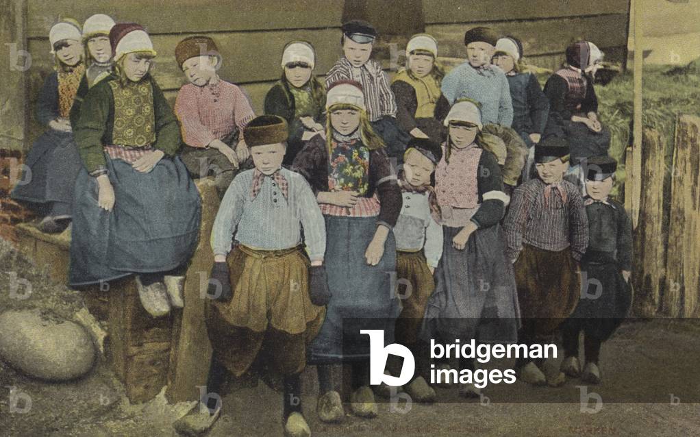 Children in clogs (colour photo)