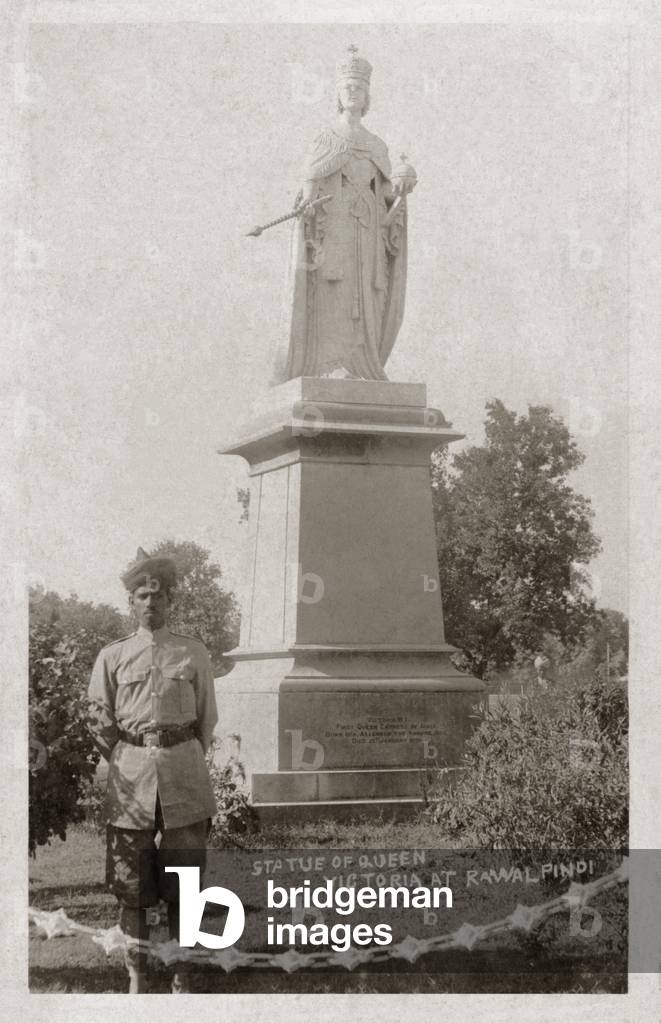 Statue of Queen Victoria, Rawalpindi, India (now Pakistan) (b/w photo)