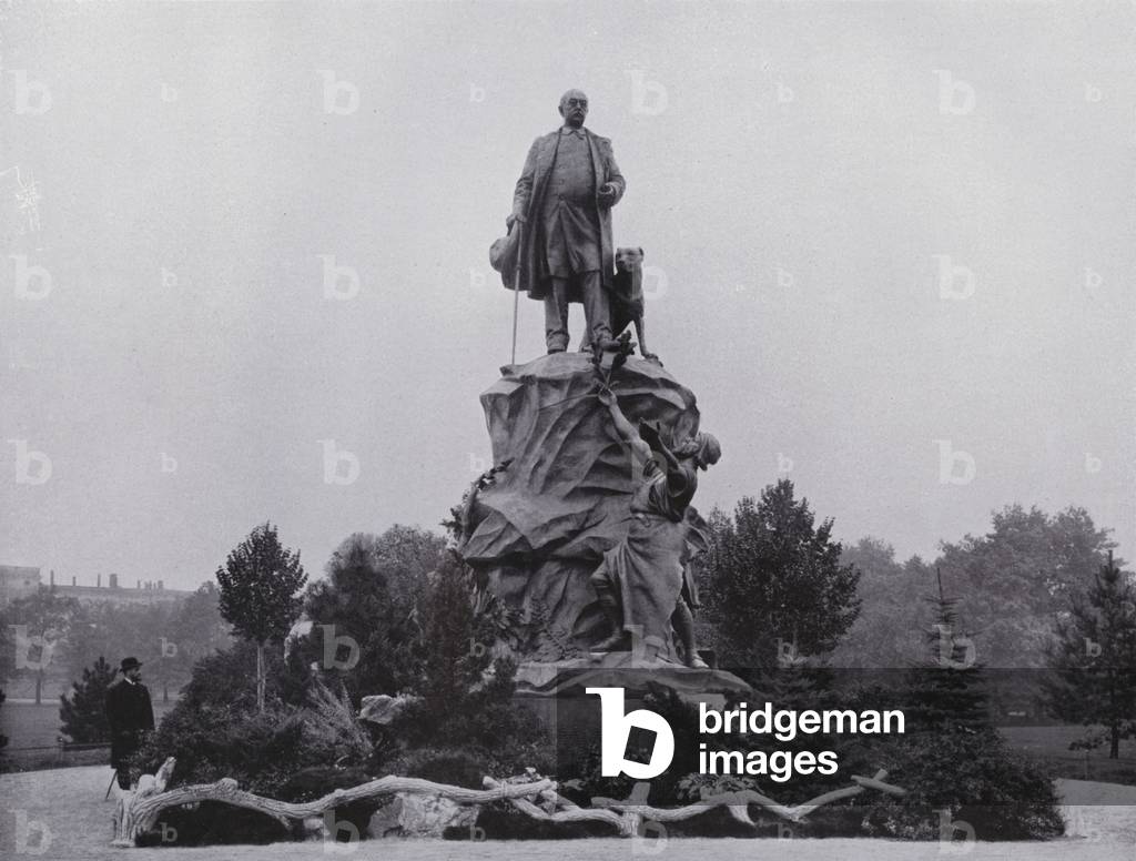 Leipzig: Bismarck-Denkmal (b/w photo)