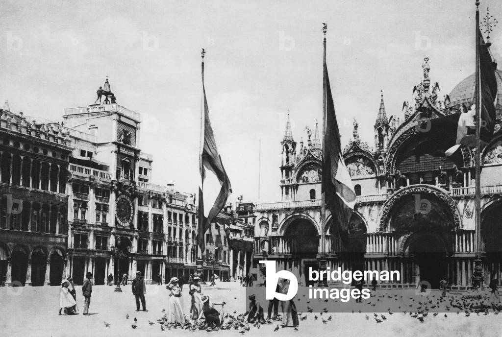 Venezia, Torre dell'Orologio e Chiesa S Marco (b/w photo)