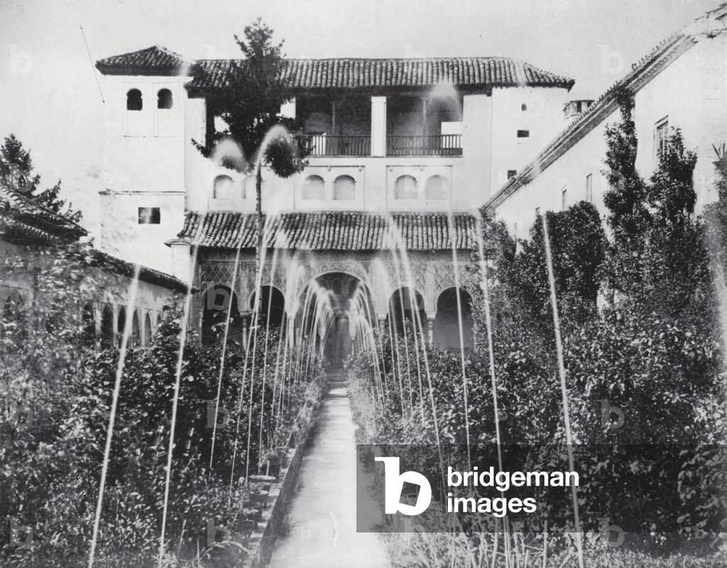 Acequia Court, Generalife (b/w photo)