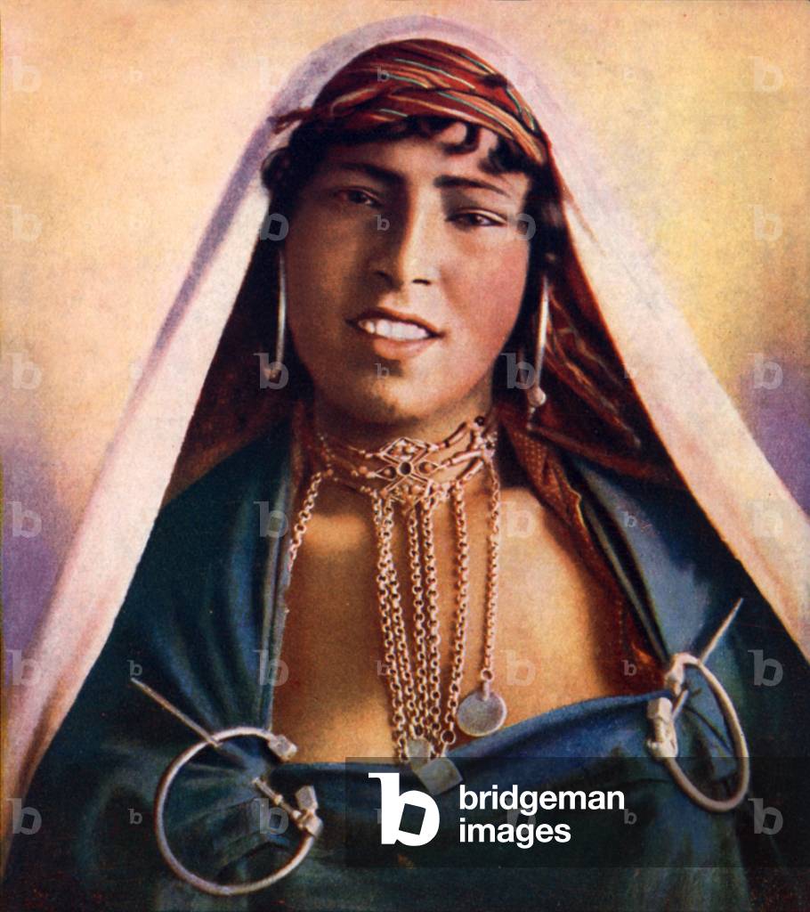 Tunese girl (colour photo)