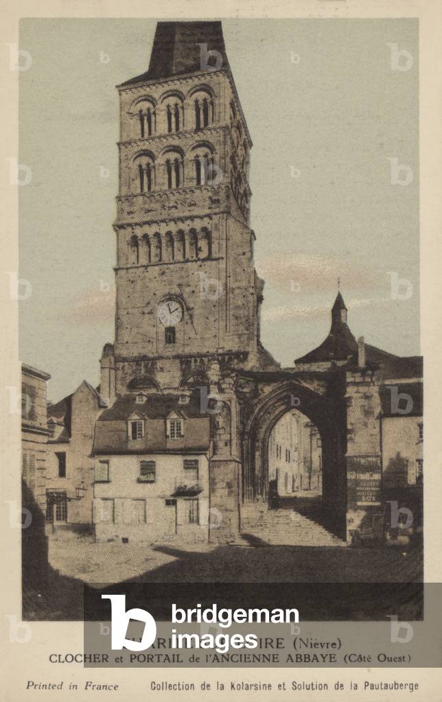Charite Sur Loire, Clocher et Portail de L'Ancienne Abbaye (photo)