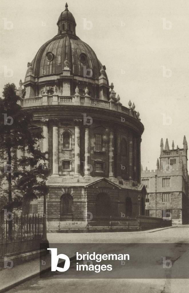 The Radcliffe Camera (b/w photo)