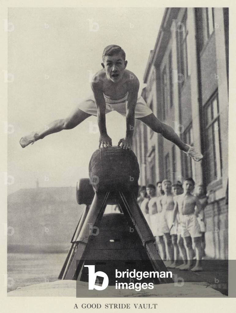Vaulting: A good stride vault (b/w photo)