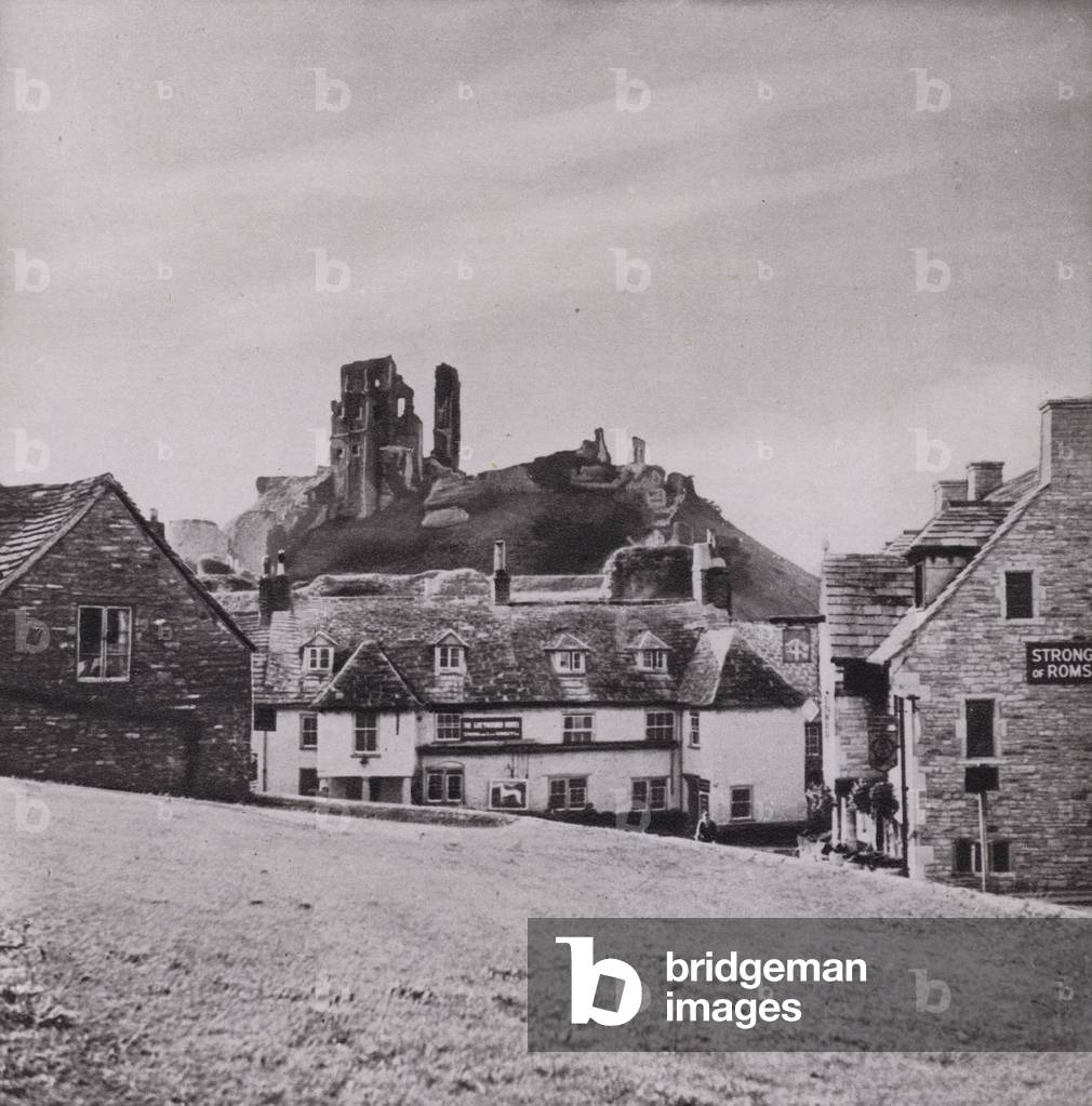 Dorset: Corfe Castle (b/w photo)