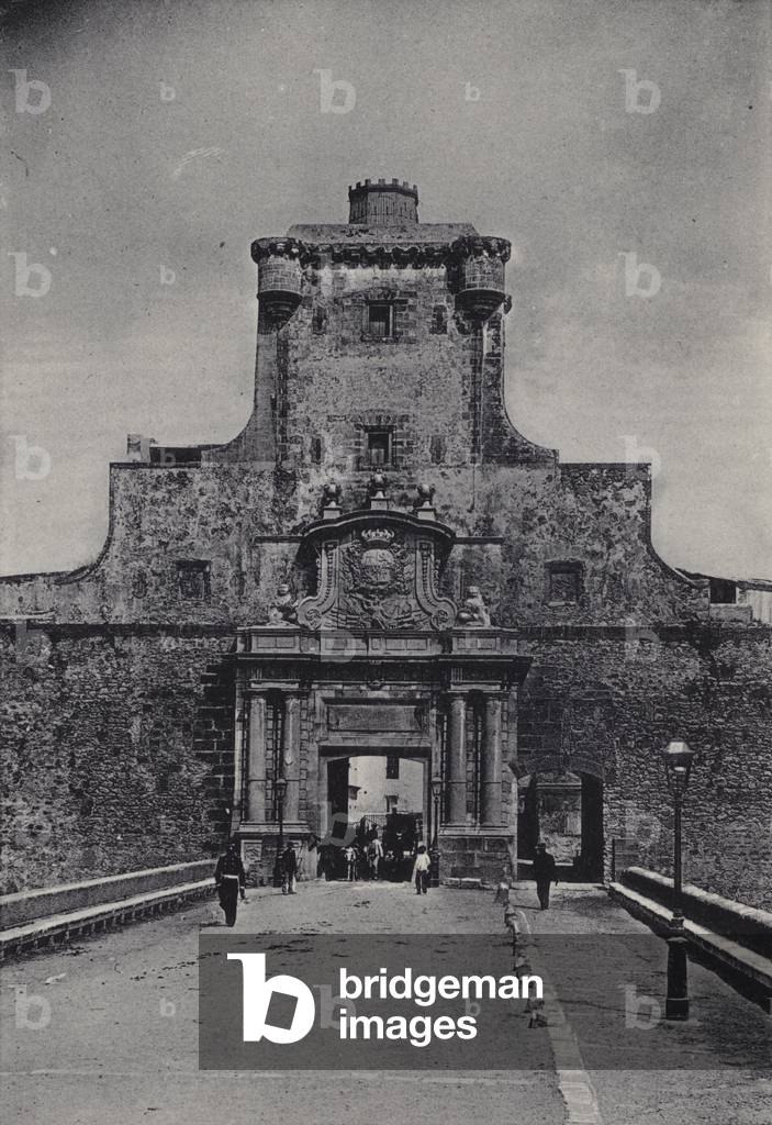 Cadiz: Puerta de Tierra (b/w photo)