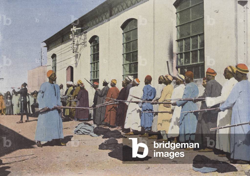 Recrues Faisant L'Exercice (colour photo)