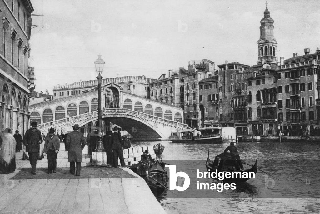 Venezia, Ponte di Rialto (b/w photo)