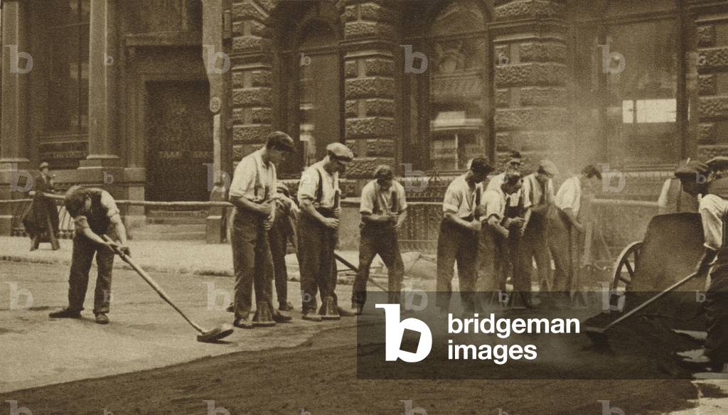 Road resurfacing work in Cornhill (b/w photo)