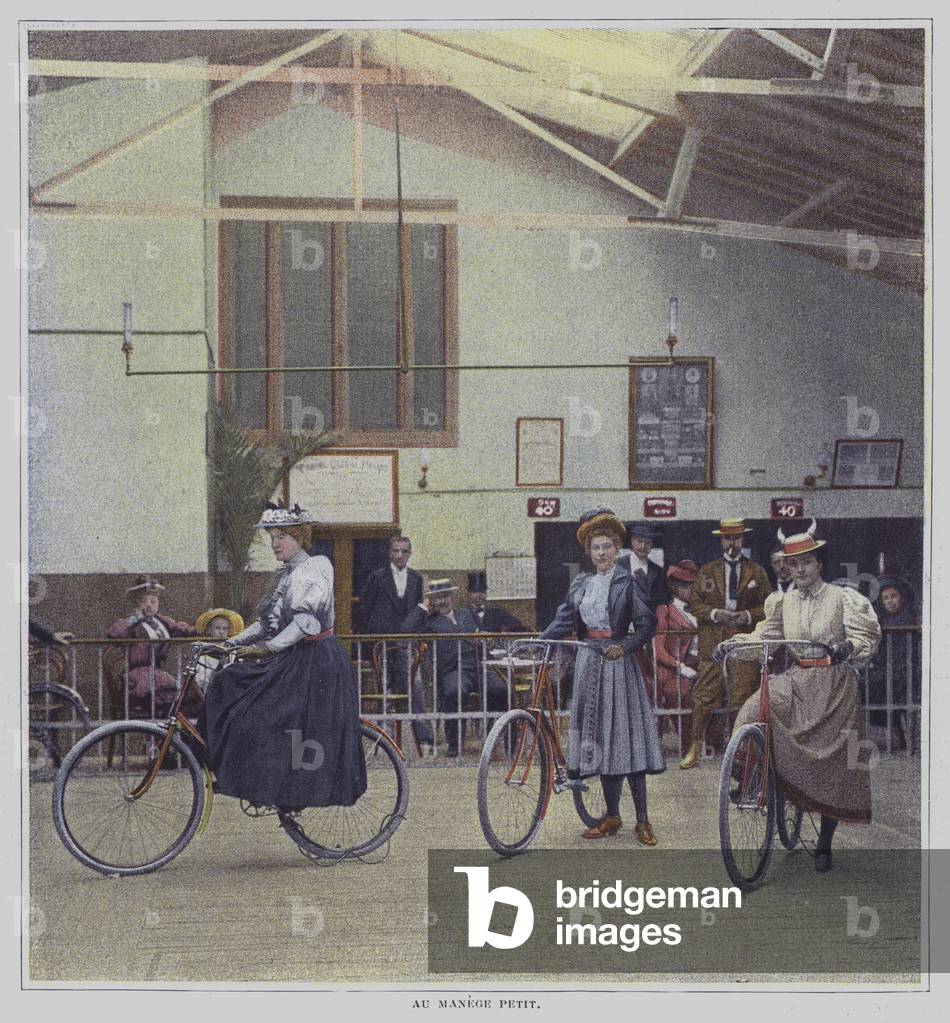 Women cyclists (colour photo)