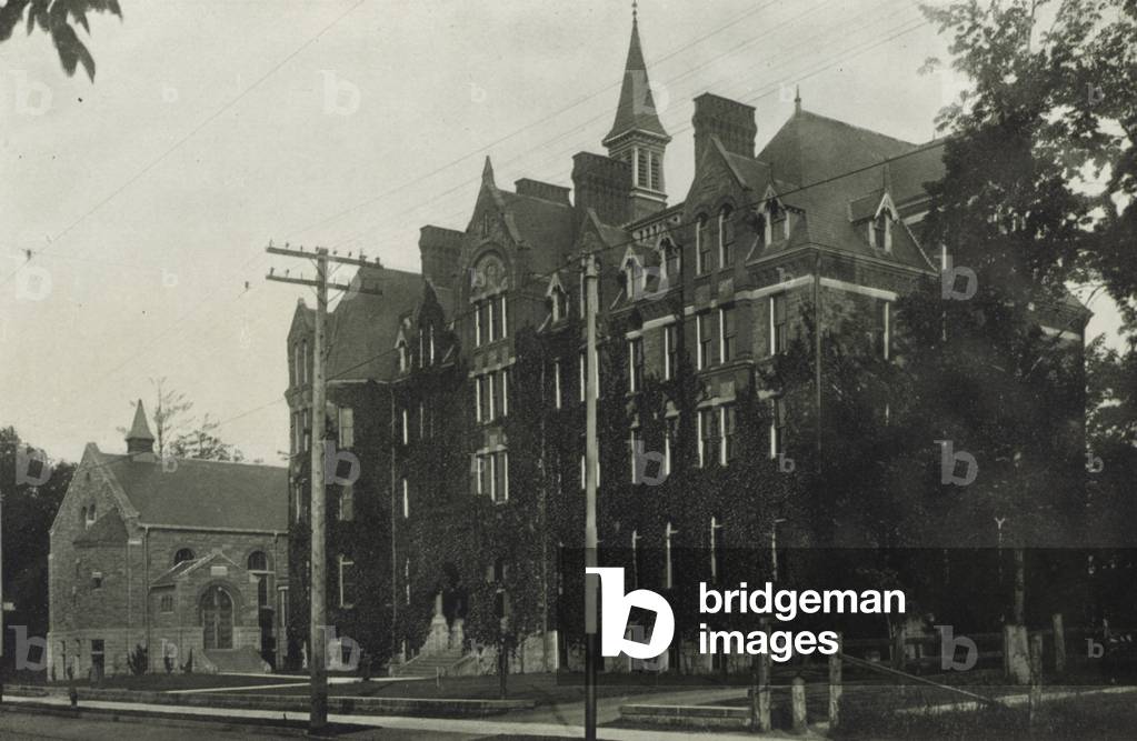 Toronto: McMaster University, Bloor Street West (b/w photo)