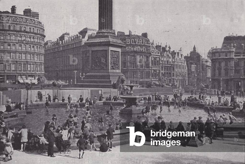 Young London seeks the sunshine (b/w photo)