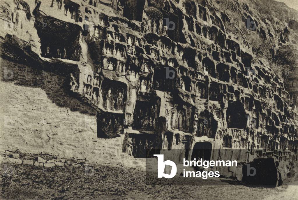 China, Rock of the 1000 Buddhas, Szetshuan (b/w photo)