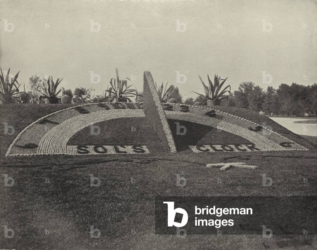 Sol's Clock, South Park, Chicago (b/w photo)