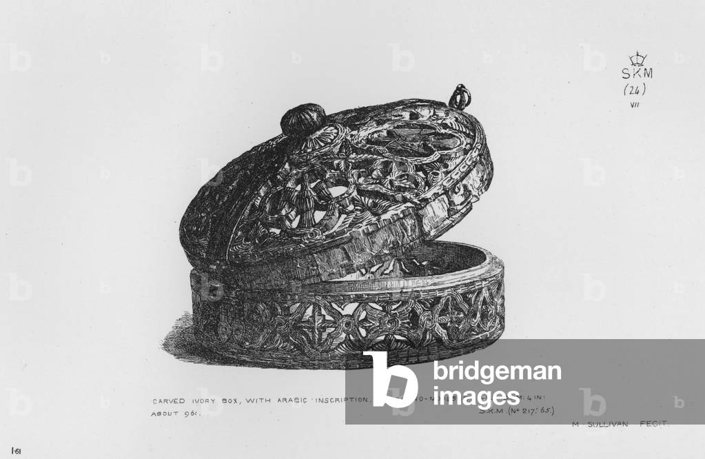 Victoria And Albert Museum: Carved Ivory Box, with Arabic inscription, Hispano-Moresco (engraving)