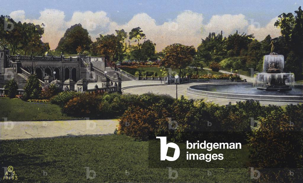 New York: Terrace and Bathesda Fountain, Central Park (colour photo)