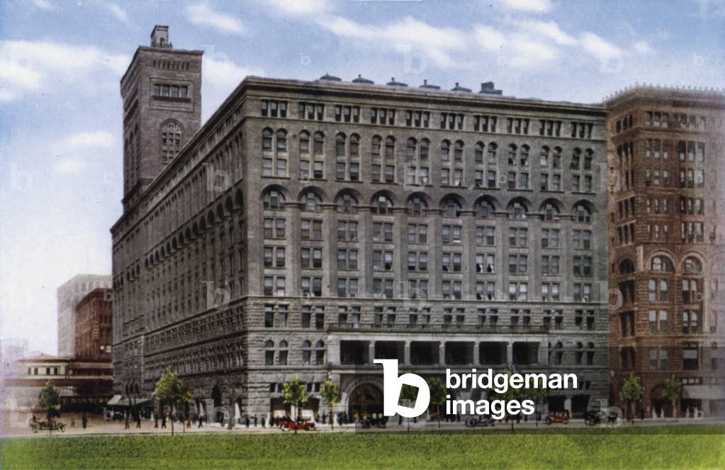 Auditorium Hotel and Theatre, Michigan Avenue, Congress Street and Wabash Avenue (colour photo)