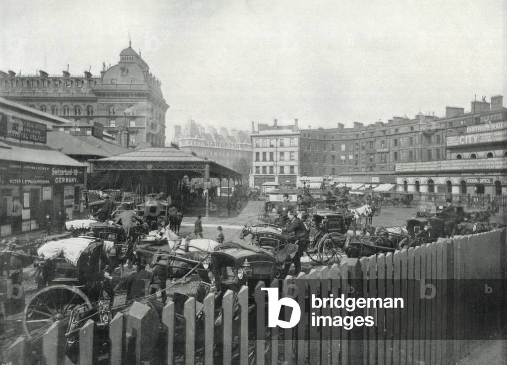 Victoria Station, General View of the Station Yard (b/w photo)