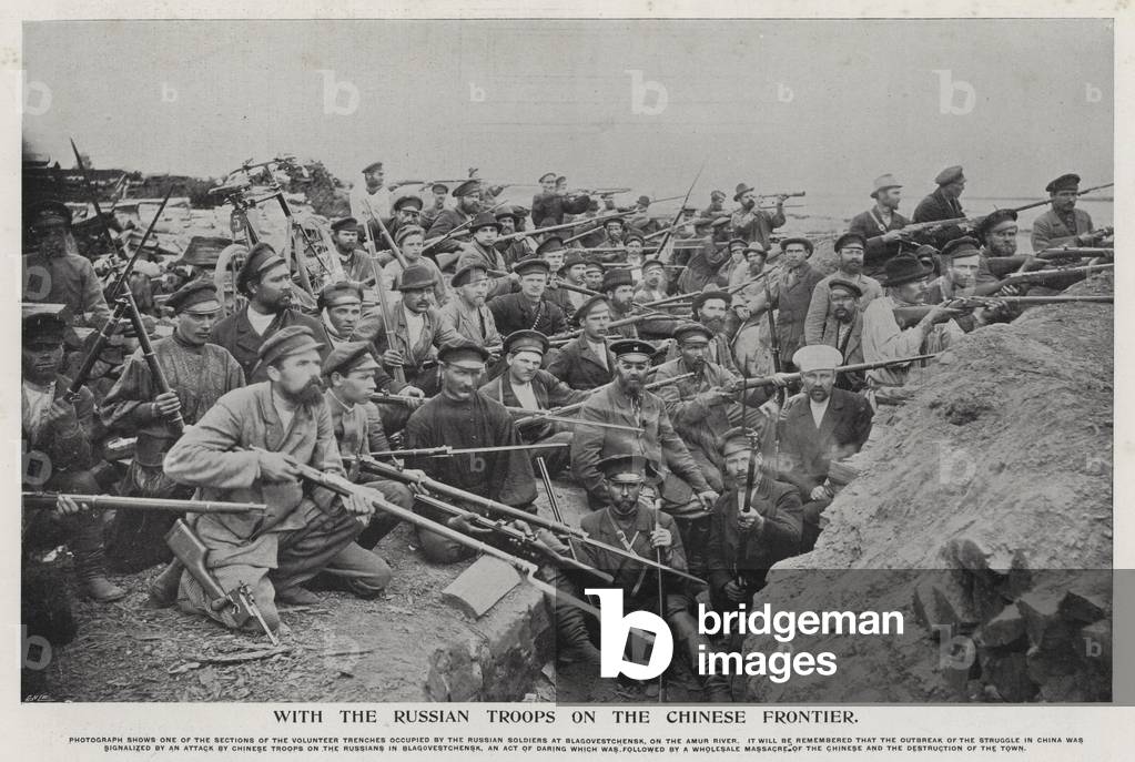 Russian volunteer troops in trenches on the border with China at Blagoveschensk during the Boxer Rebellion, 1900 (b/w photo)
