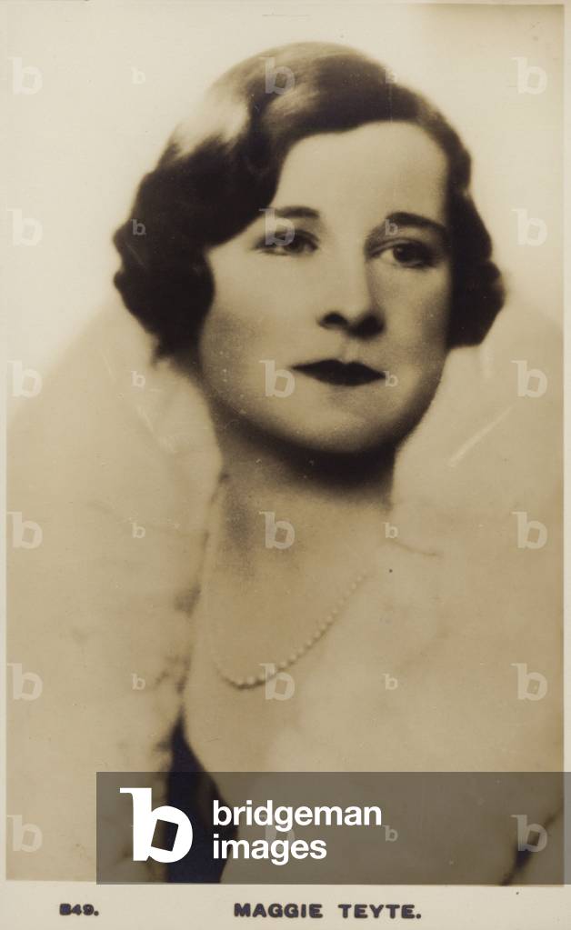 Maggie Teyte (b/w photo)