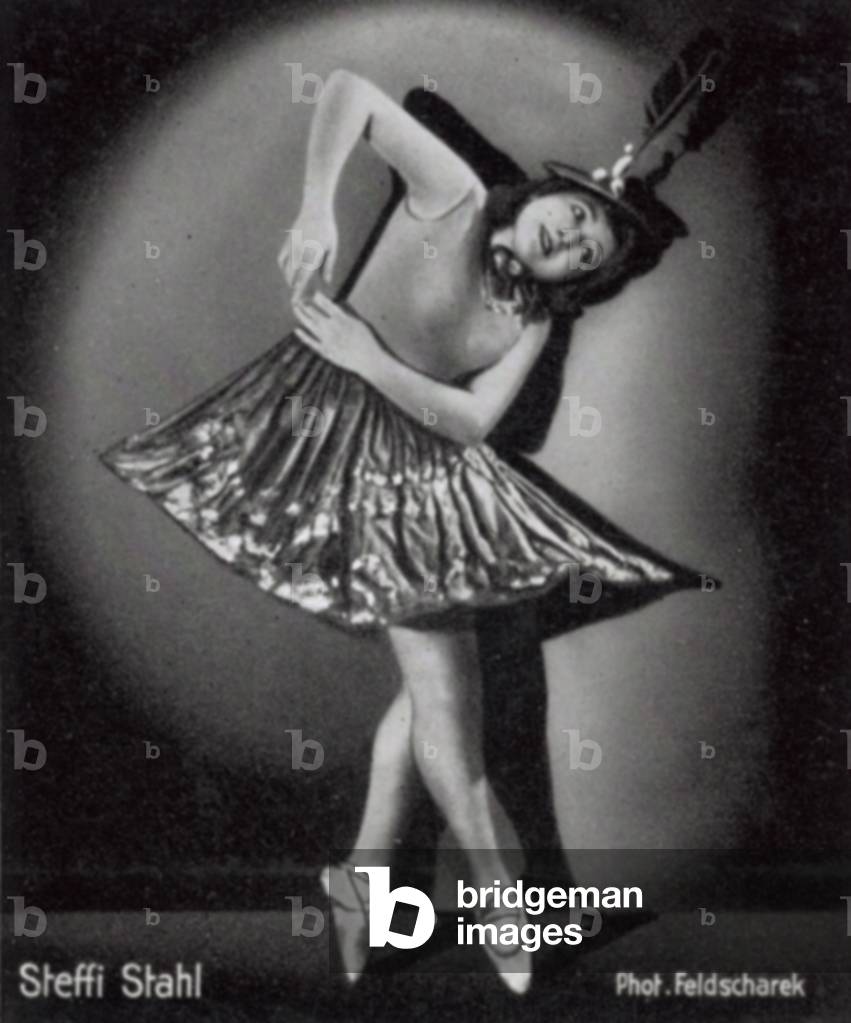 Steffi Stahl (b/w photo)