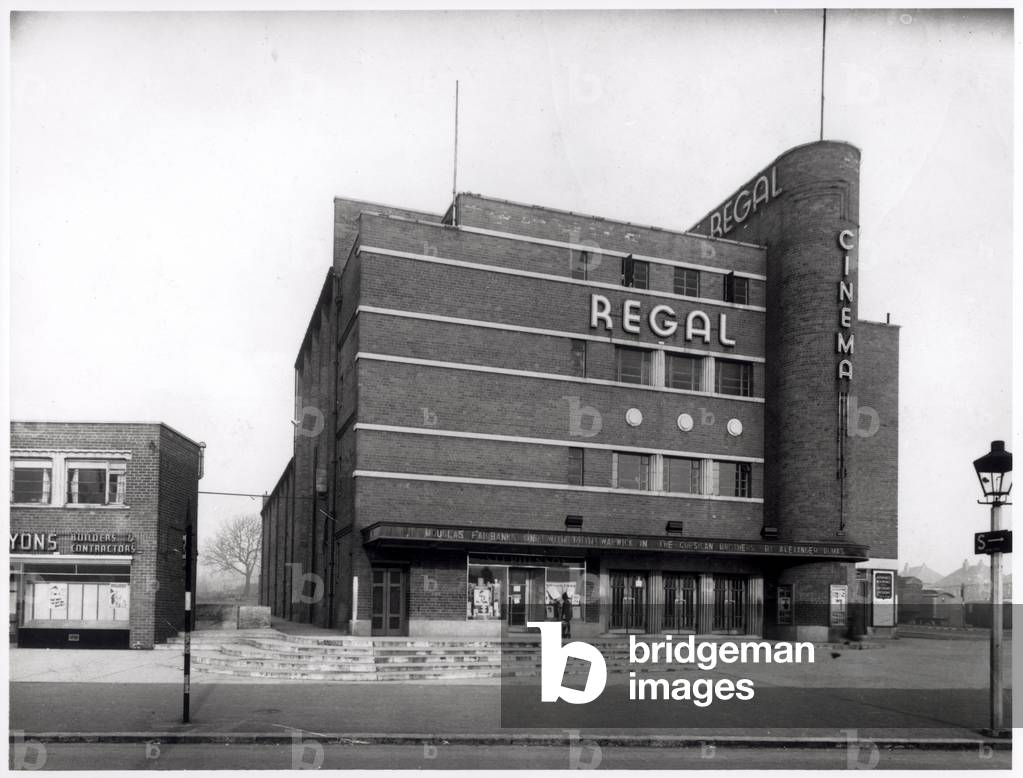 Image of Regal Cinema on Cross Gates Road, Leeds, 1943 (b/w photo) by
