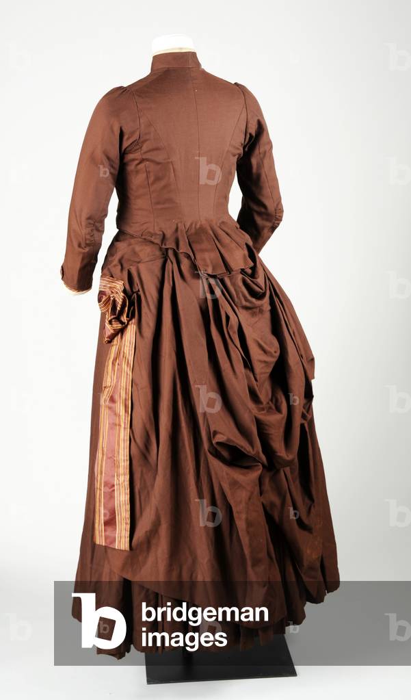 Walking or day dress, 1880-85 (textile) (see also 3700633 and 3700634)