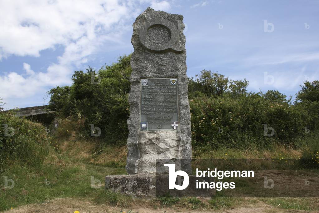 Memorial to Arthur Quiller-Couch