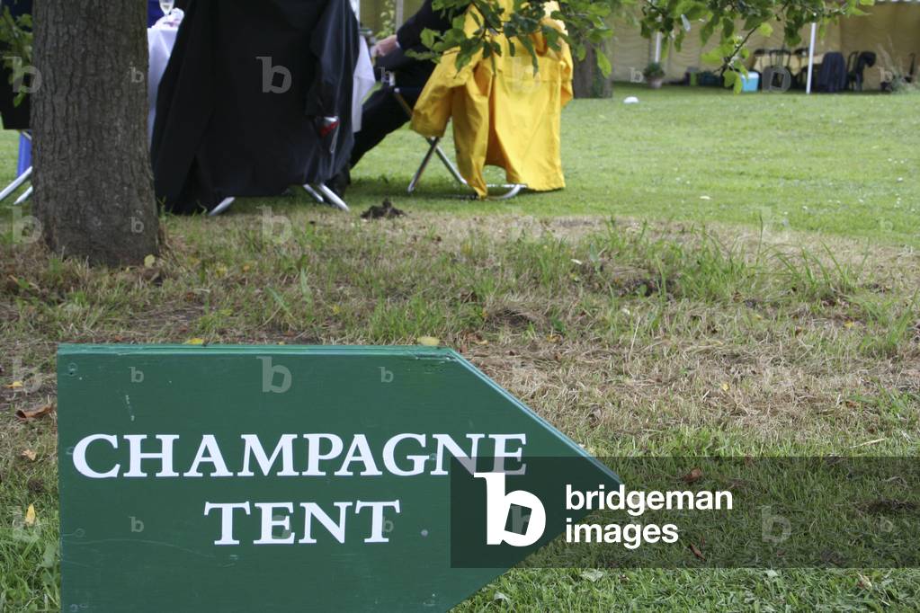 Champagne tent sign at