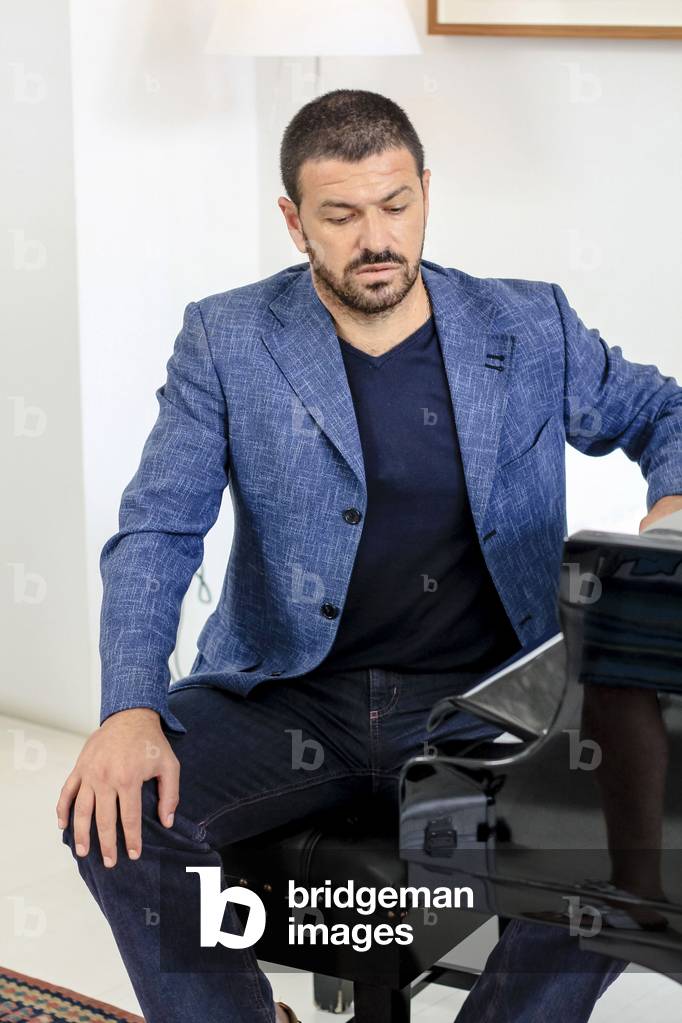 Elisha Abas, Israeli pianist 23 May, 2013 (photo)