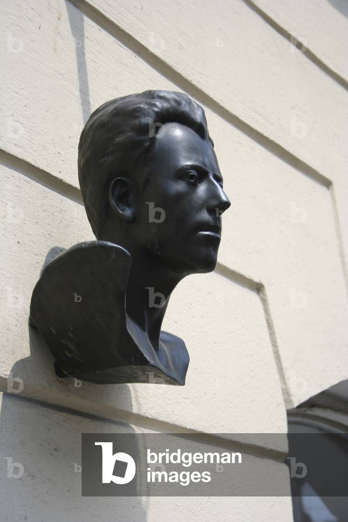 Gustav Mahler bust at