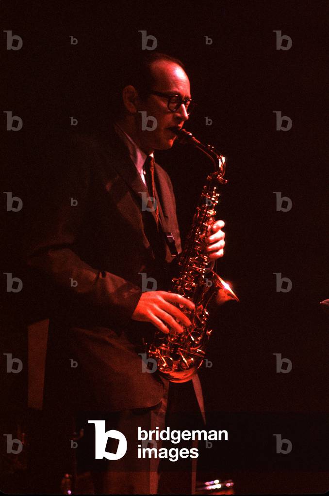 Paul Desmond playing alto