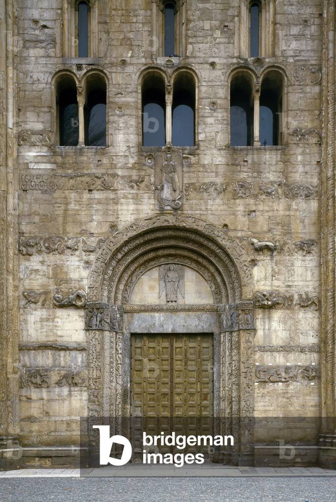 Detail of the facade with the portal of the Basilica, 11th-12th century (photography)