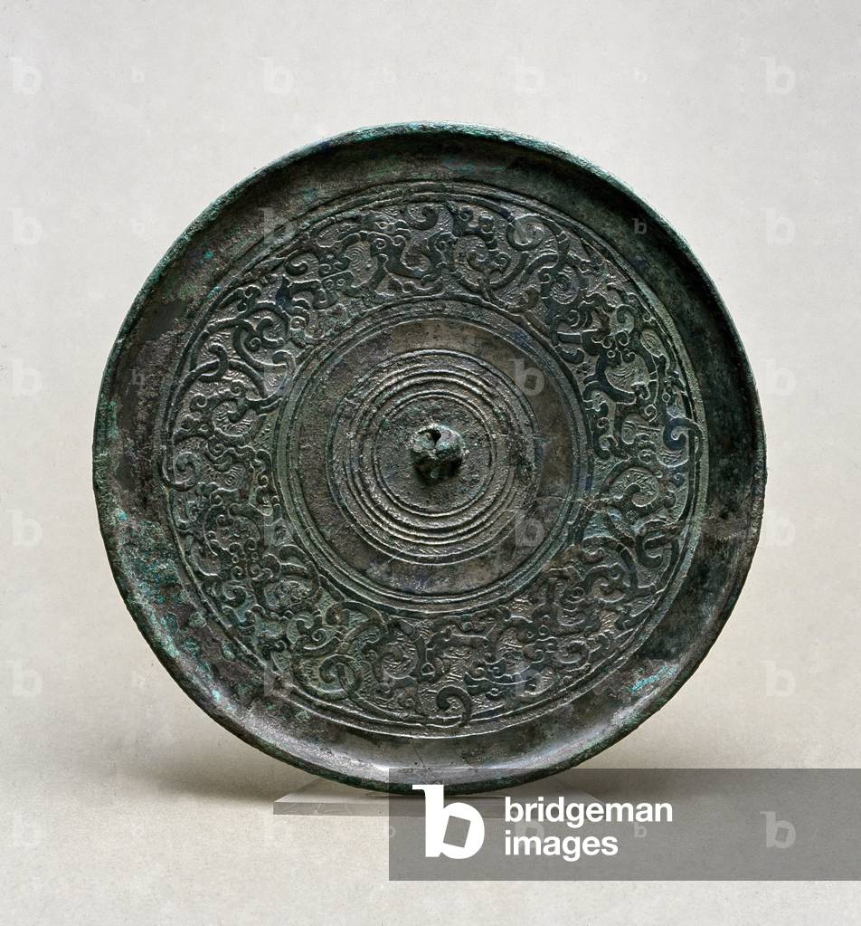 Bronze mirror, end of Zhou dynasty, warring kingdoms period, 453-221 BC
