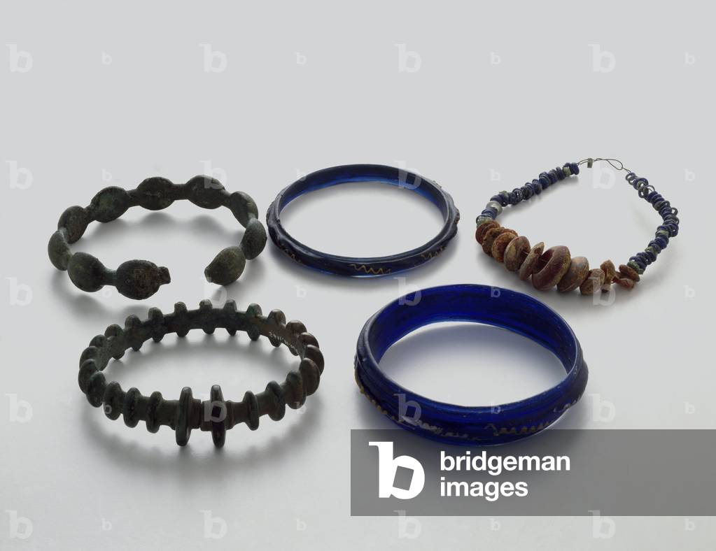 Set of bronze and glass bracelets, 250-200 BC