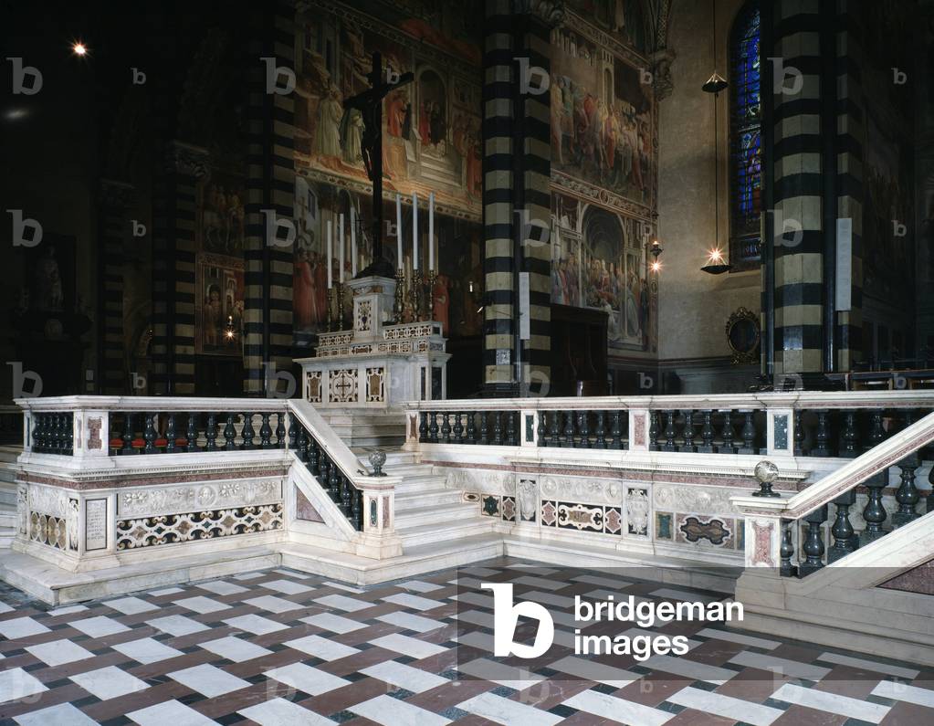 Interior view of the cathedrale santo Stefano de Prato, 10th-14th century (Interior view of Duomo di Prato) Italy