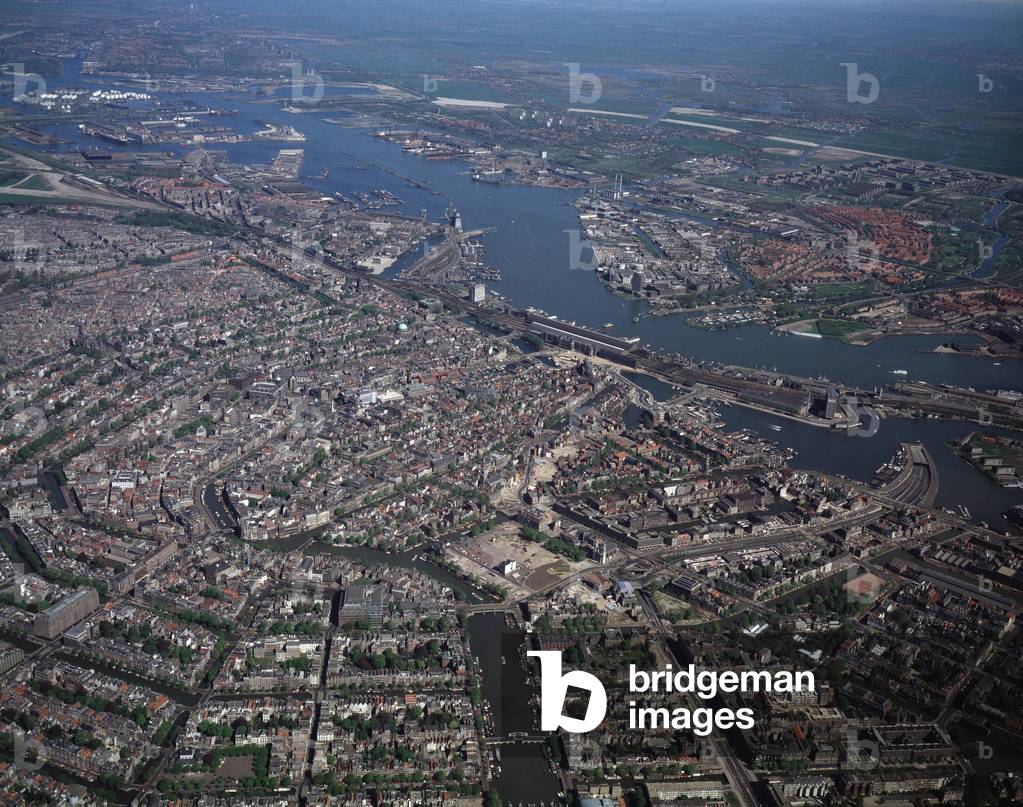 Aerial view of the city and harbour, 1990 ca - Photography