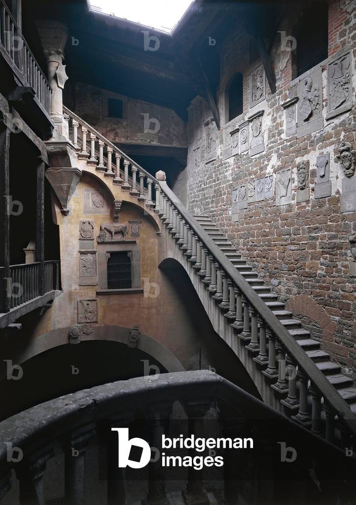 Internal view of the castle of Counts Guidi or Palazzo pretorio, 13th century (photography)
