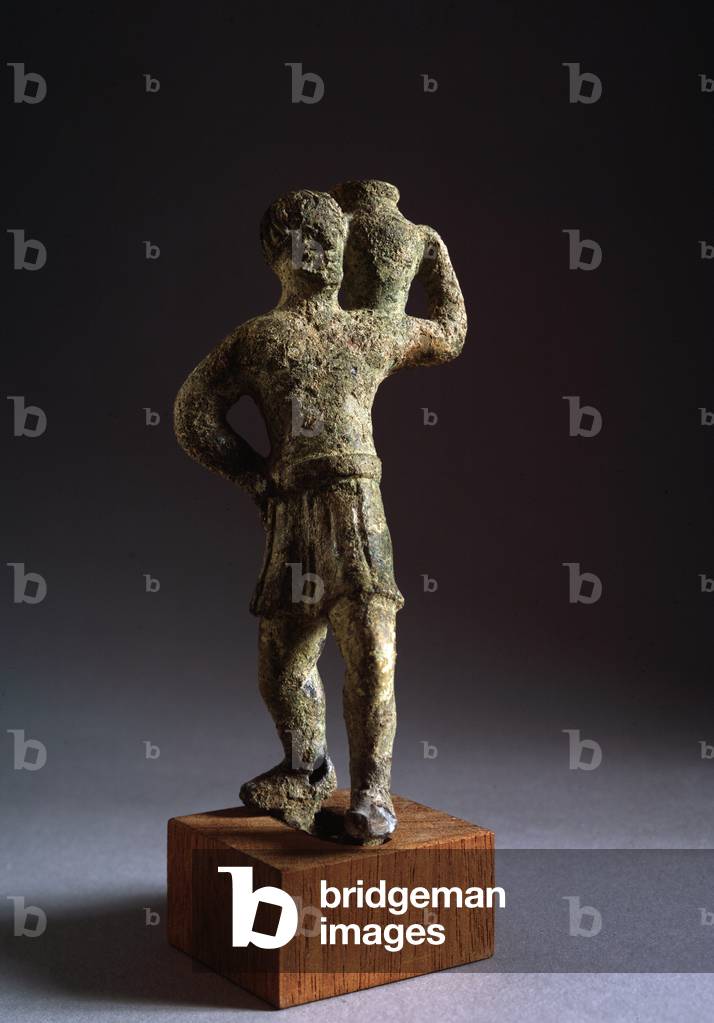 Etruscan Civilization: Offering - Bronze Sculpture, 3rd - 2nd Century BC Sun 12.3 cm Coming from Brolio, Italy (Etruscan art, offering man, bronze sculpture, from Brolio, Italy, 3rd-2nd century BC, Sun 12.3 cm) Volterra Museo Guarnacci
