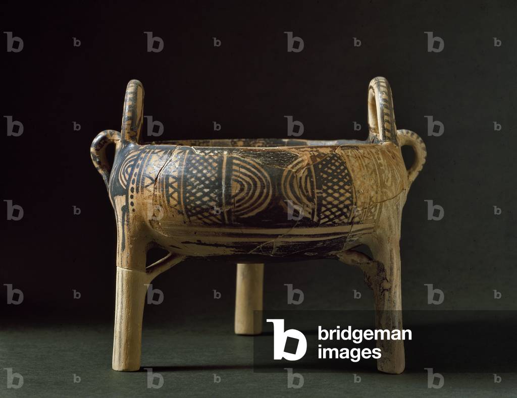 Protogeometrisches Stativ, 10. Jahrhundert v. Chr. (Terrakotta)