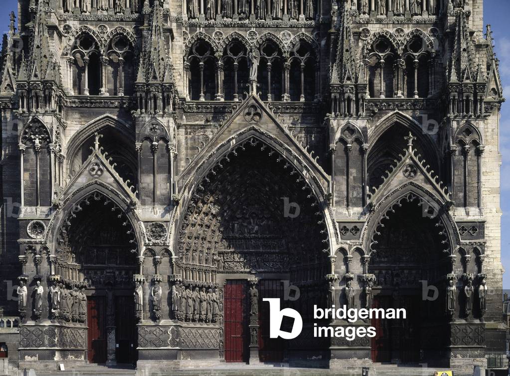 View of the main portal of the Cathedral, c. 1220 (photography)