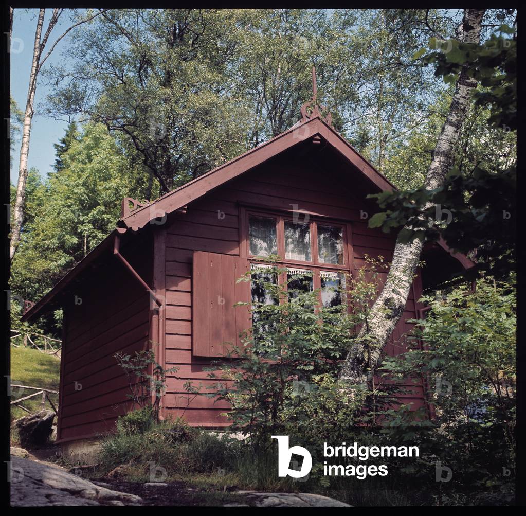 View of the hut where Edvard Hagerup Grieg used to compose (photography)